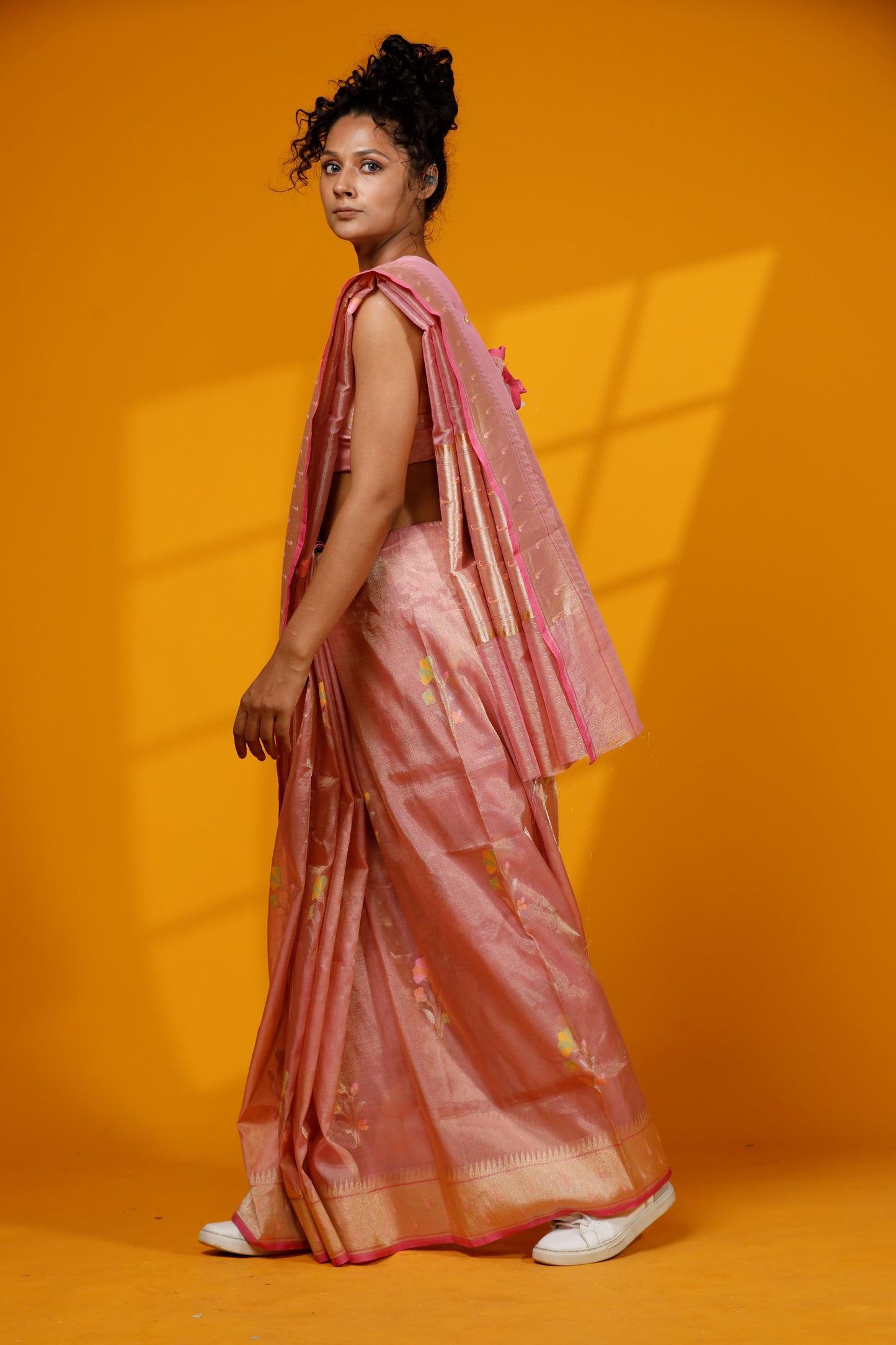 Pinl Multi buta with munia border pure tissue Banarasi Handloom saree