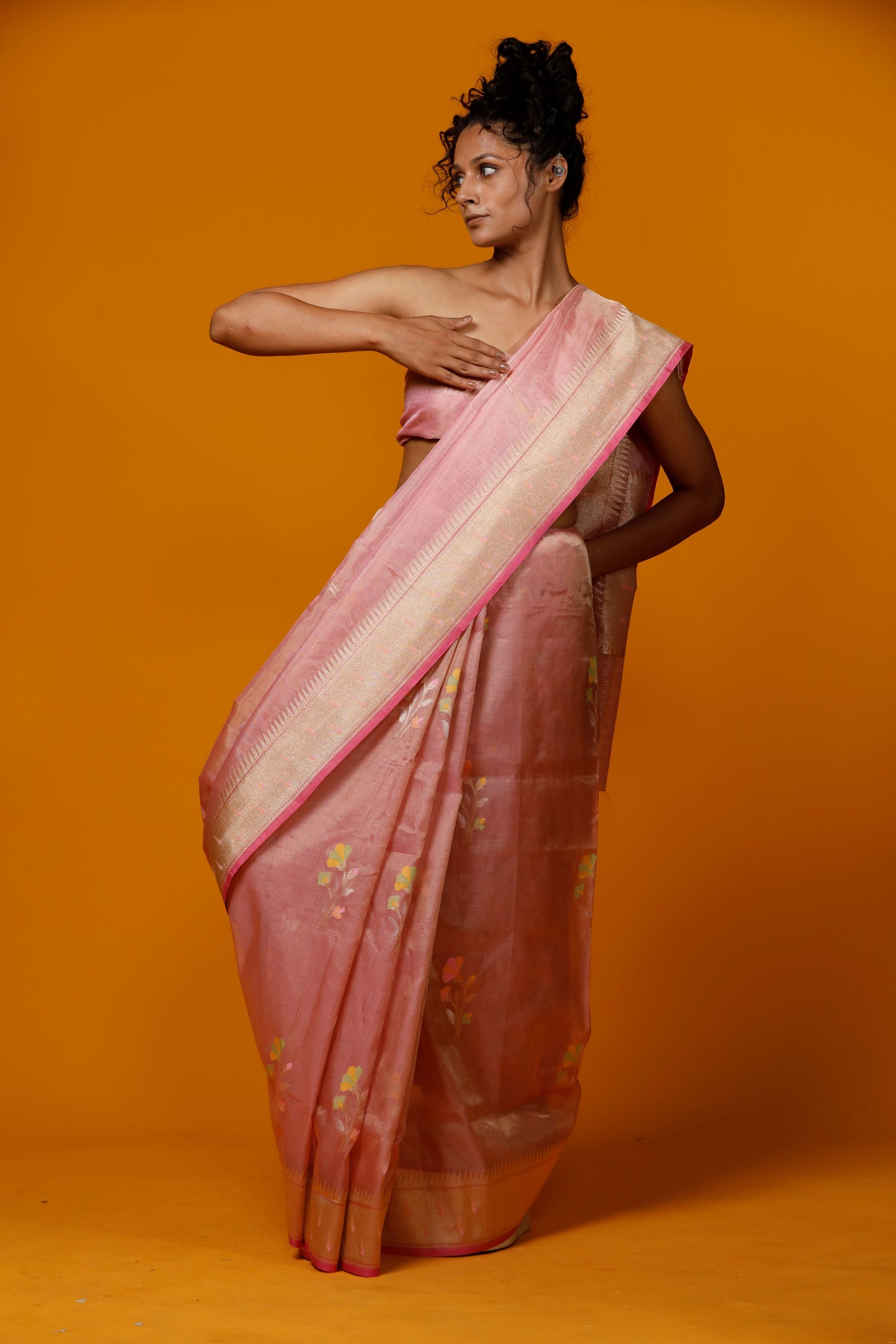 Pinl Multi buta with munia border pure tissue Banarasi Handloom saree