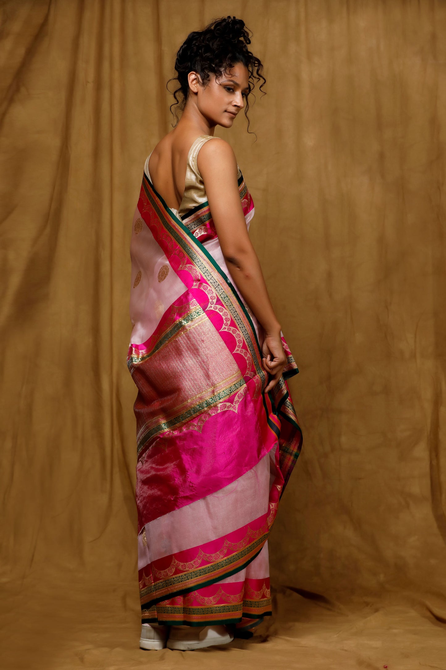 Pink Tissue Banarasi Handloom saree, Kadhua buta with kadhial satin border