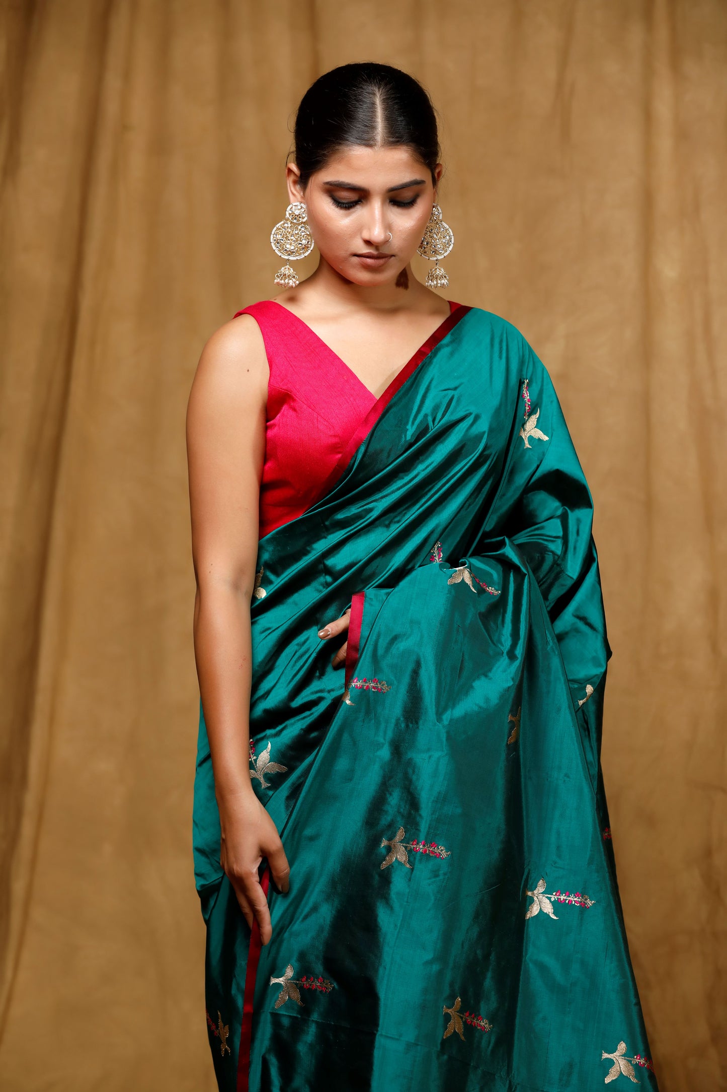 Bottle green Banarasi Handloom saree without border, intricate kadwa motifs