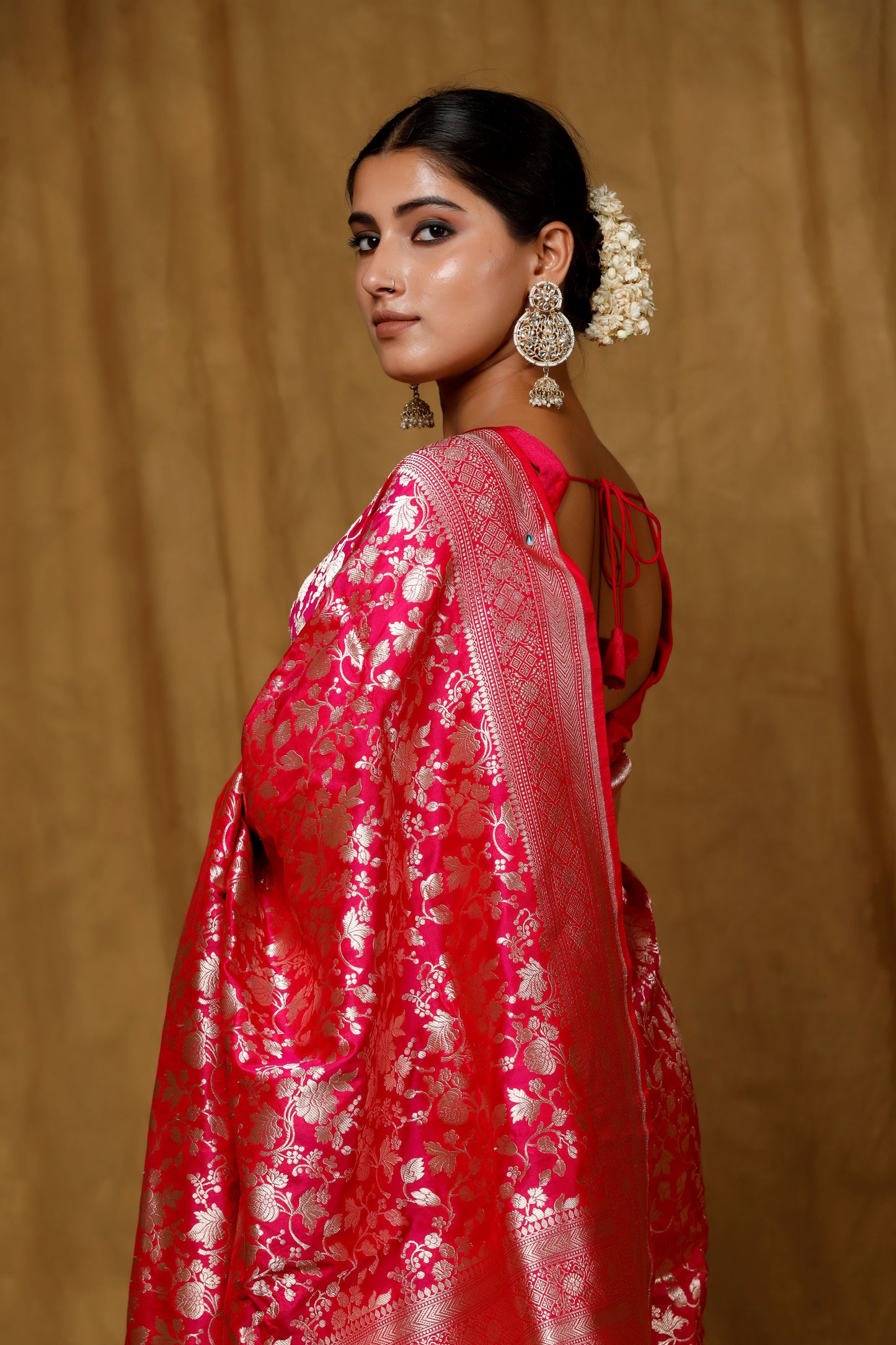 Rani color Banaras Handloomi saree with intricate jangla patterns